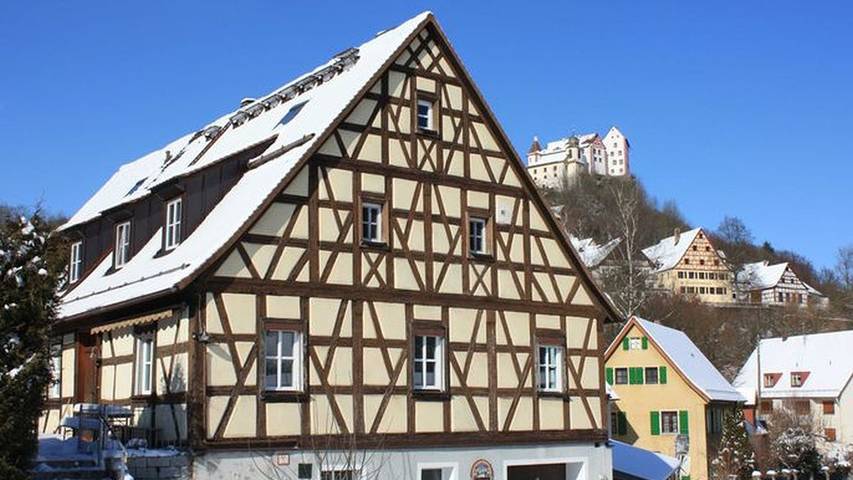 Ferienwohnung für 2 Personen, mit Garten und Sauna in Egloffstein