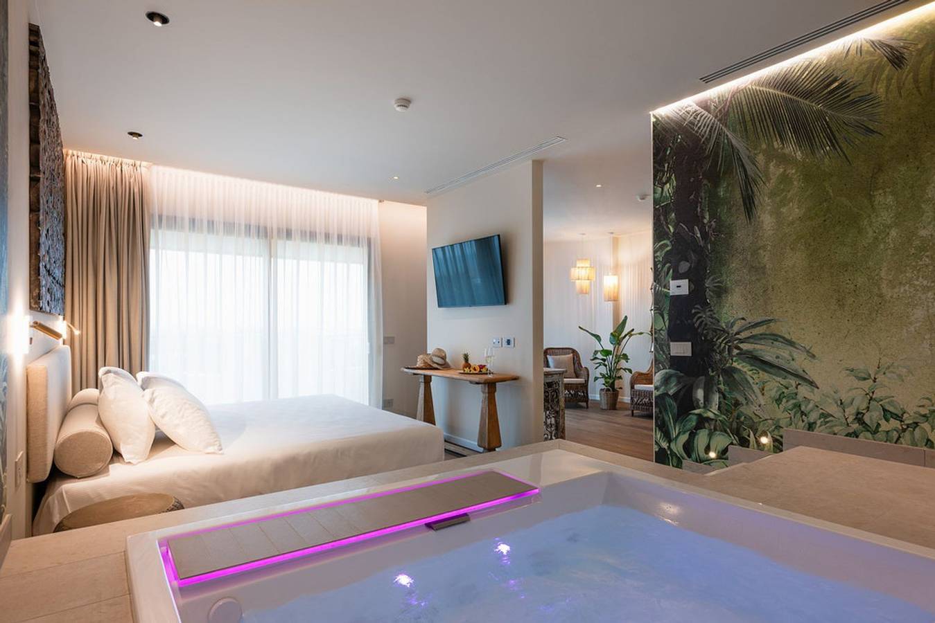 Savoy Beach Hotel & Thermal Spa - Suite Romantica con Vasca Idromassaggio in Bibione, San Michele al Tagliamento