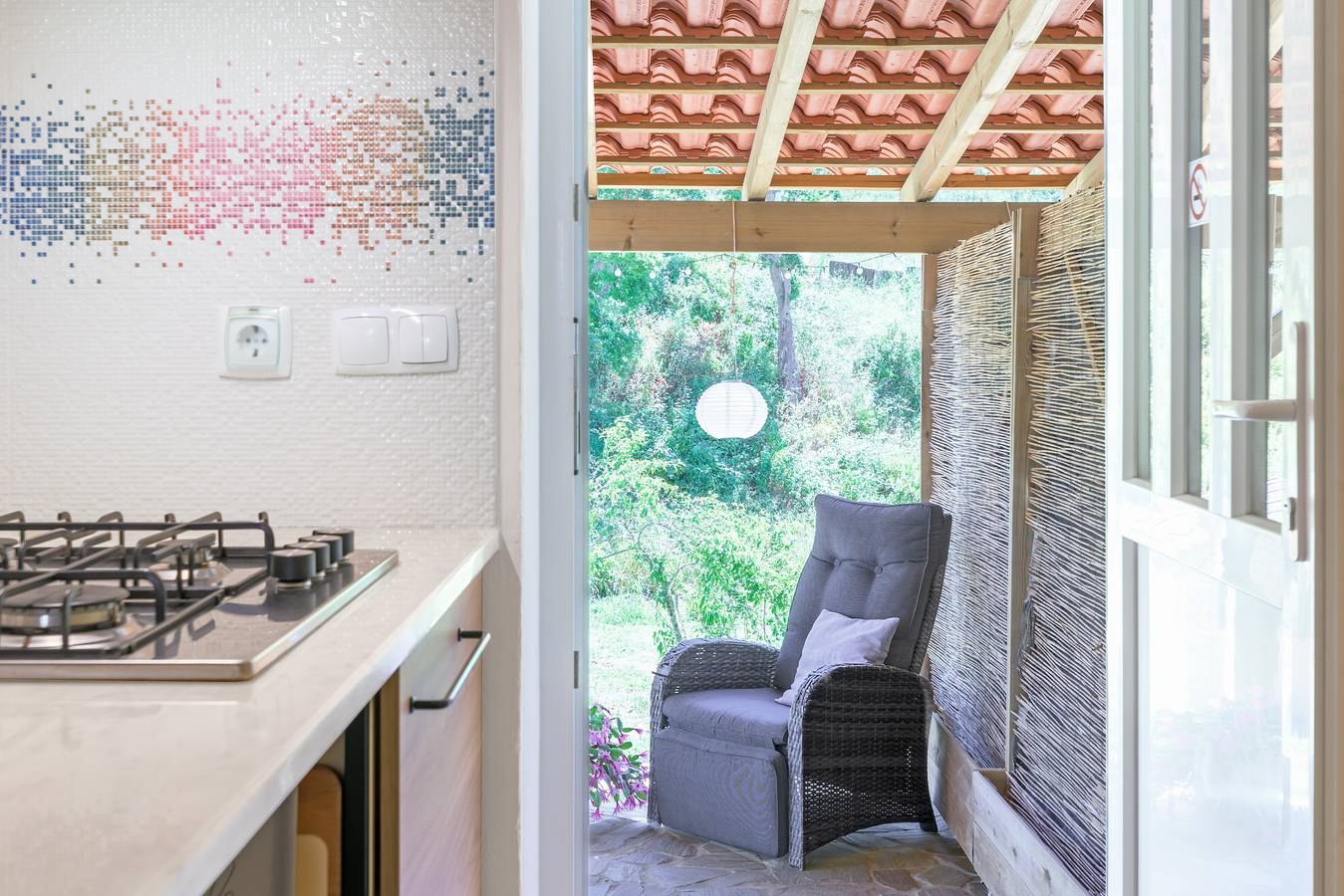 Appartement 'Sunny' met Uitzicht op de Bergen, Gedeeld Zwembad en Wifi, foto 12