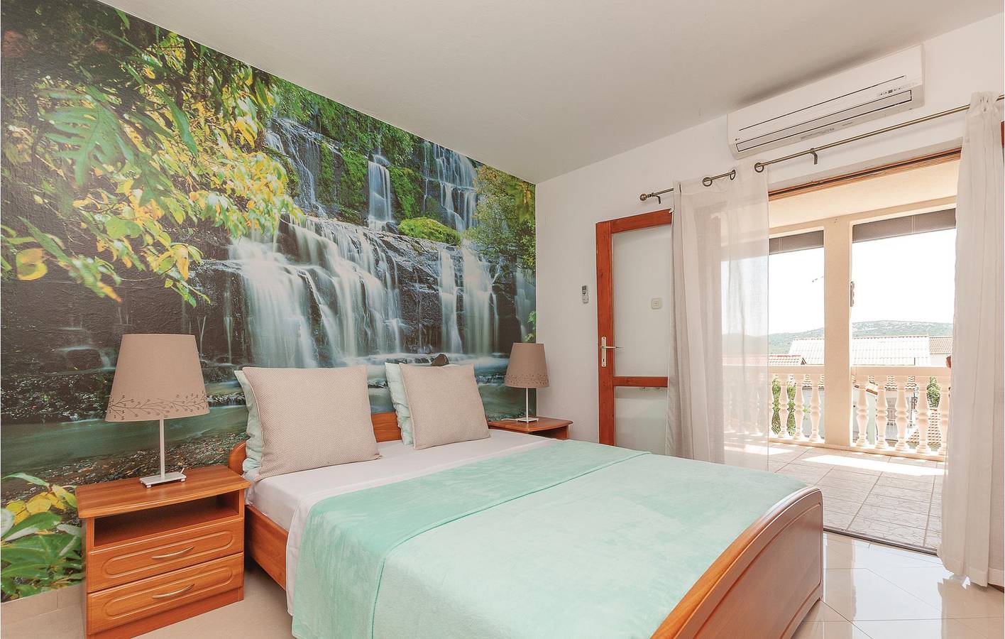 Ganze Ferienwohnung, Ferienwohnung für 4 Personen mit Terrasse in Pirovac, Šibenik-Knin