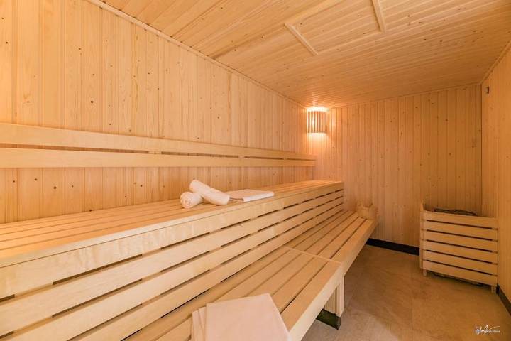 Appartement de vacances pour 8 personnes, avec balcon et sauna dans les Hautes-Pyrénées - 4