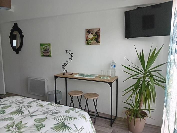 Gîte pour 2 personnes, avec terrasse à Barbery