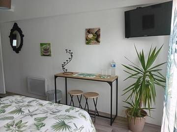 Maison d’hôte pour 2 personnes, avec terrasse à Barbery