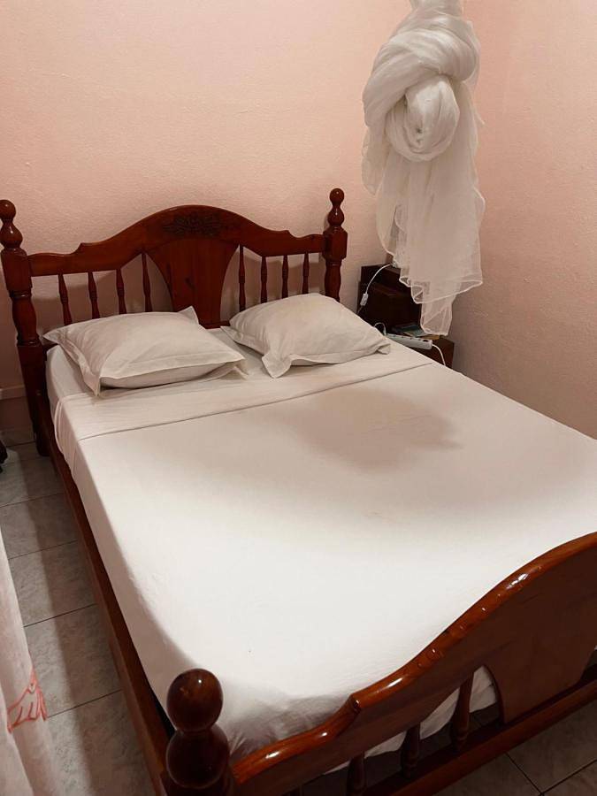 Gîte pour 4 personnes, avec jardin à Vieux-Habitants - 4