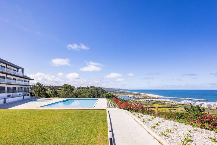 Ferienwohnung für 4 Personen, mit Balkon und Kinderpool in Nazaré - 2