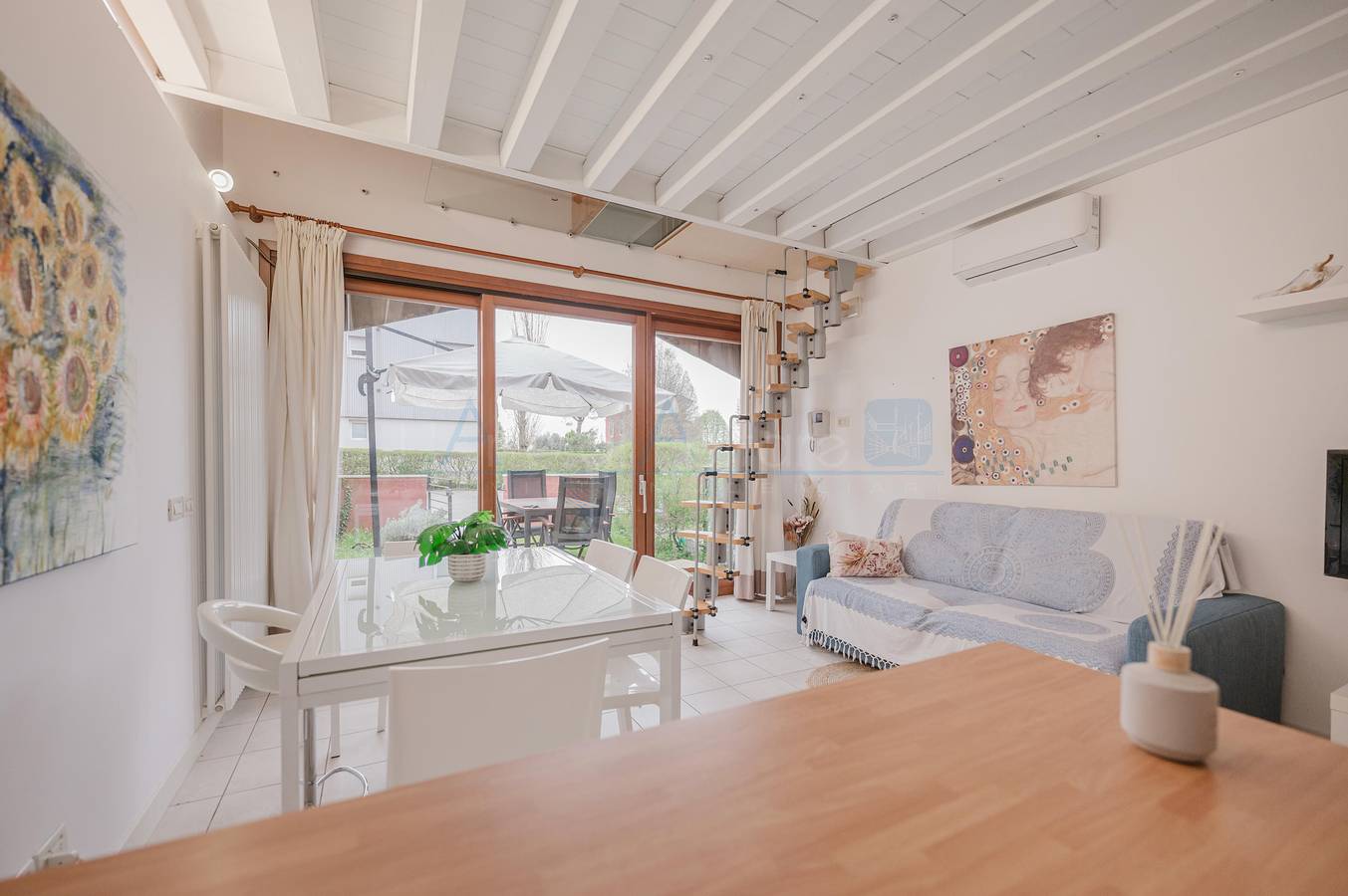 Geheel appartement, Vakantieappartement voor 4 personen met balkon in Lido di Jesolo, Jesolo
