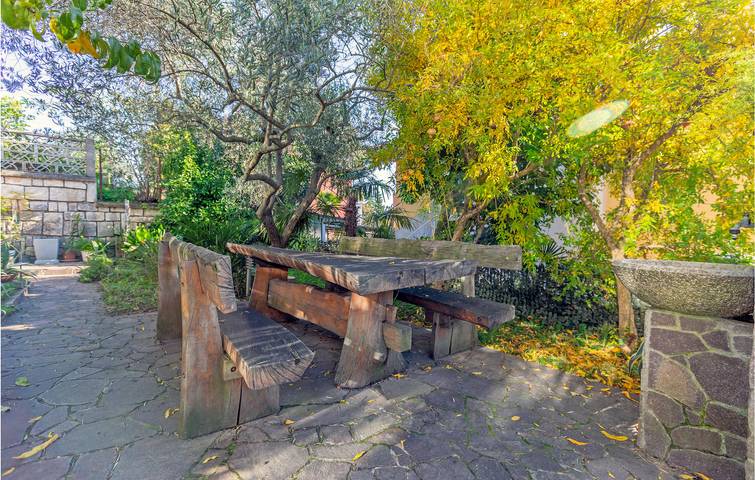 Ferienwohnung für 2 Personen, mit Terrasse in Piran - 2