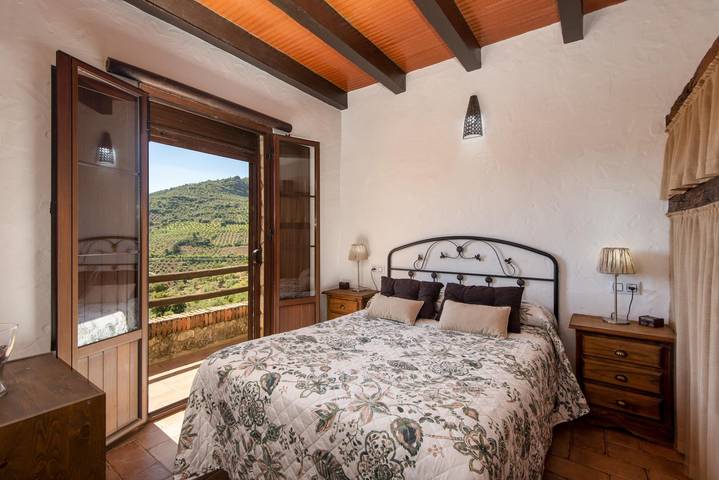 Casa rural para 4 personas, con jardín en El Gastor - 3