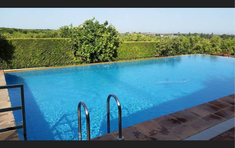 Casa rural para 7 personas, con vistas además de jardín y piscina en Carmona - 3