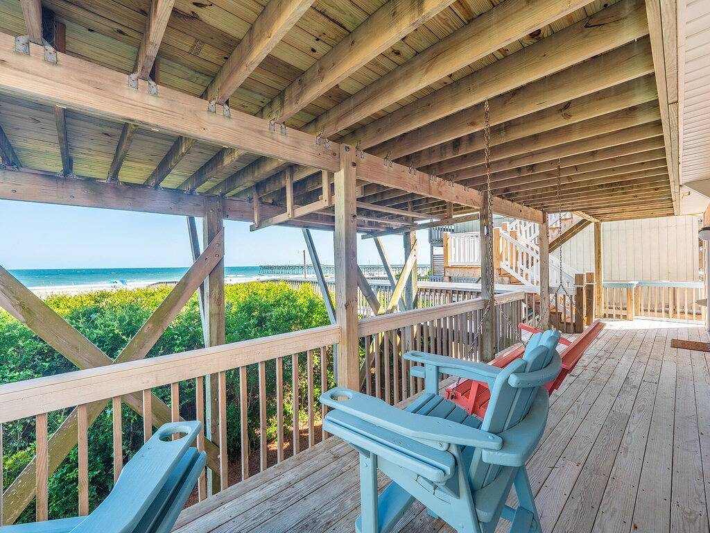 Sunshiny Daze | Oceanfront in Topsail Beach! in Topsail Beach, Topsail Island