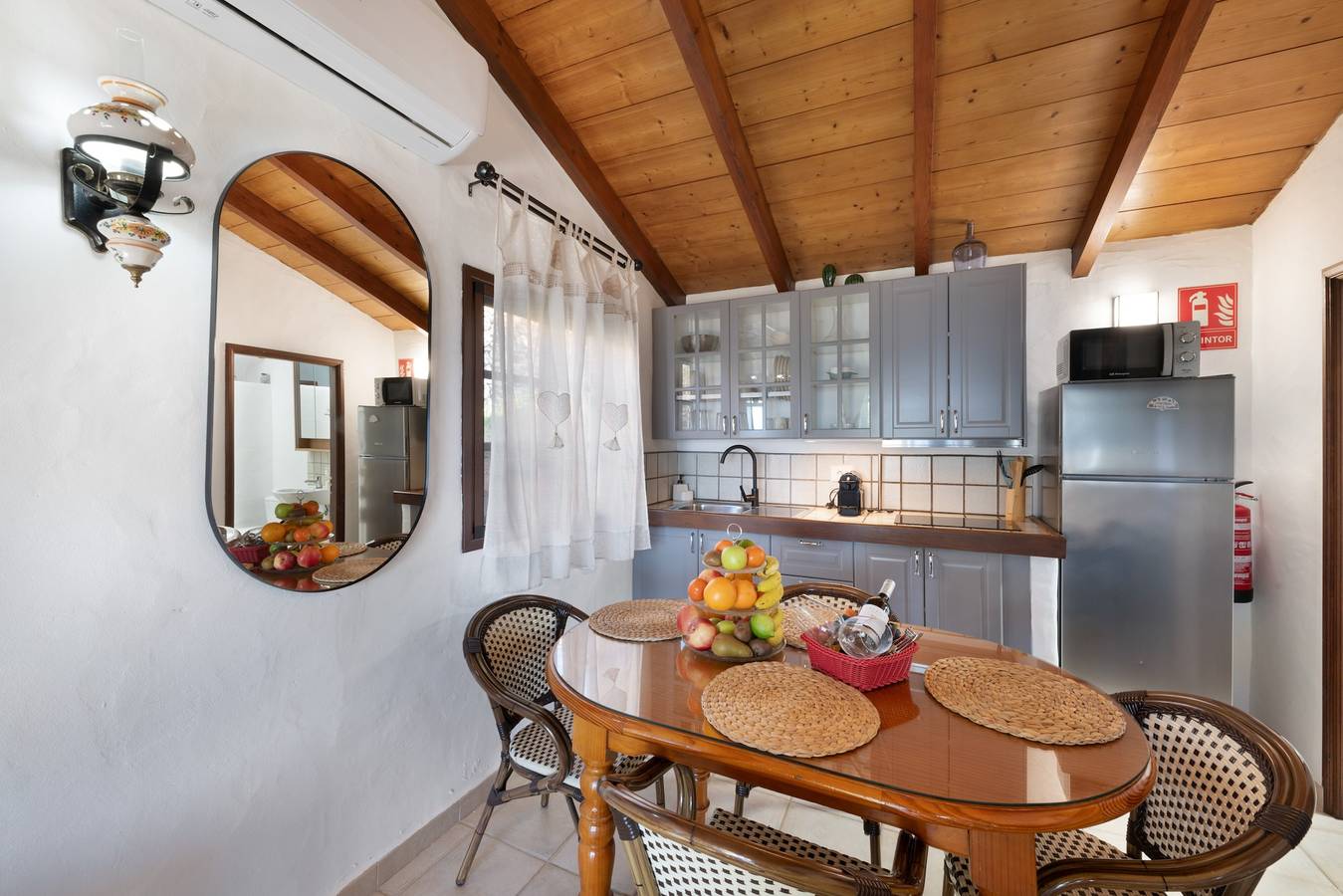 Casa de vacaciones 'El Perenquén' con vistas a la montaña, Wi-Fi y aire acondicionado in Las Manchas, Los Llanos de Aridane