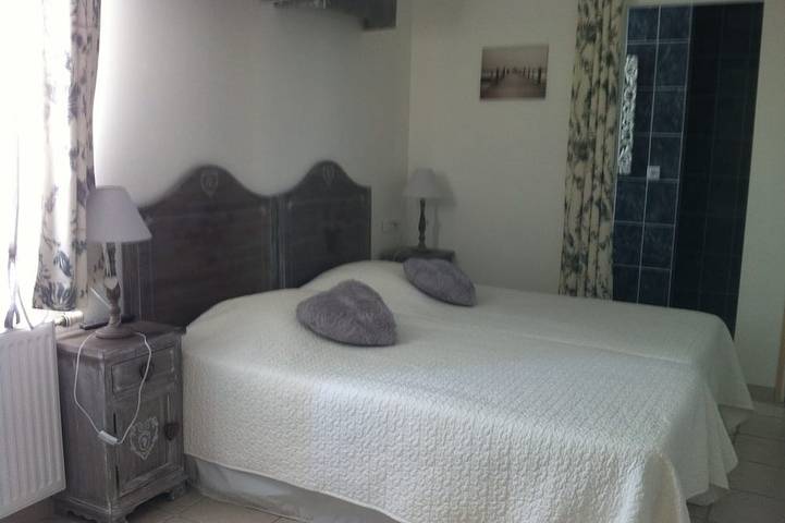 Gîte pour 15 personnes, avec jardin dans Maine-et-Loire - 2