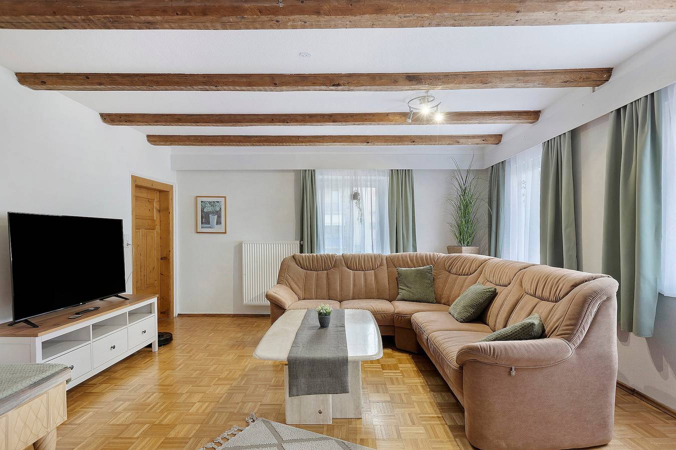 Ganze Wohnung, Ferienwohnung Haas Bräunlingen mit Wlan – Zentrale, geräumige Unterkunft für 6 Gäste in Bräunlingen, Mittlerer Schwarzwald