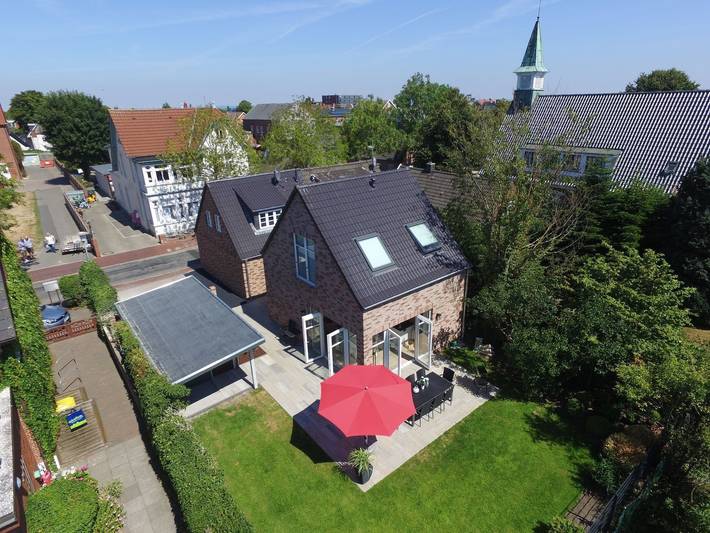 Ferienhaus für 8 Personen, mit Terrasse und Garten