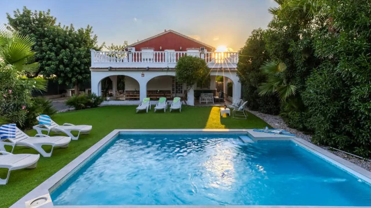Apartamento vacacional entero, Ferienwohnung für 16 Personen (350 m²) in Almoradí in Algorfa, Costa Blanca
