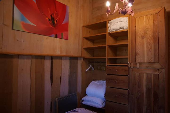 Gîte pour 8 personnes, avec jardin et balcon, animaux acceptés à Saint-Point-Lac - 4