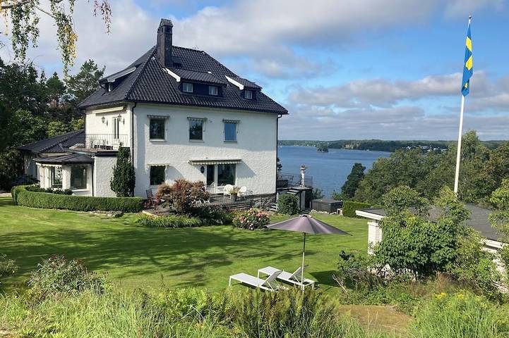 Ferienhaus für 10 Personen, mit Whirlpool und Garten sowie Sauna - 1