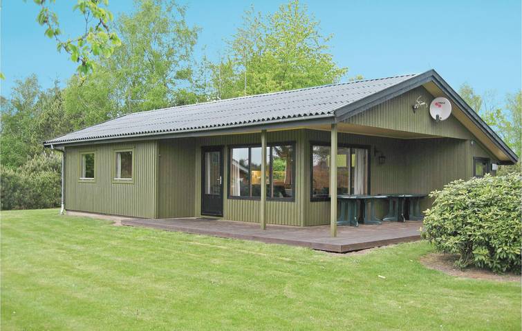 Ferieudlejning for 6 personer, med Terrasse i Kirke Hyllinge