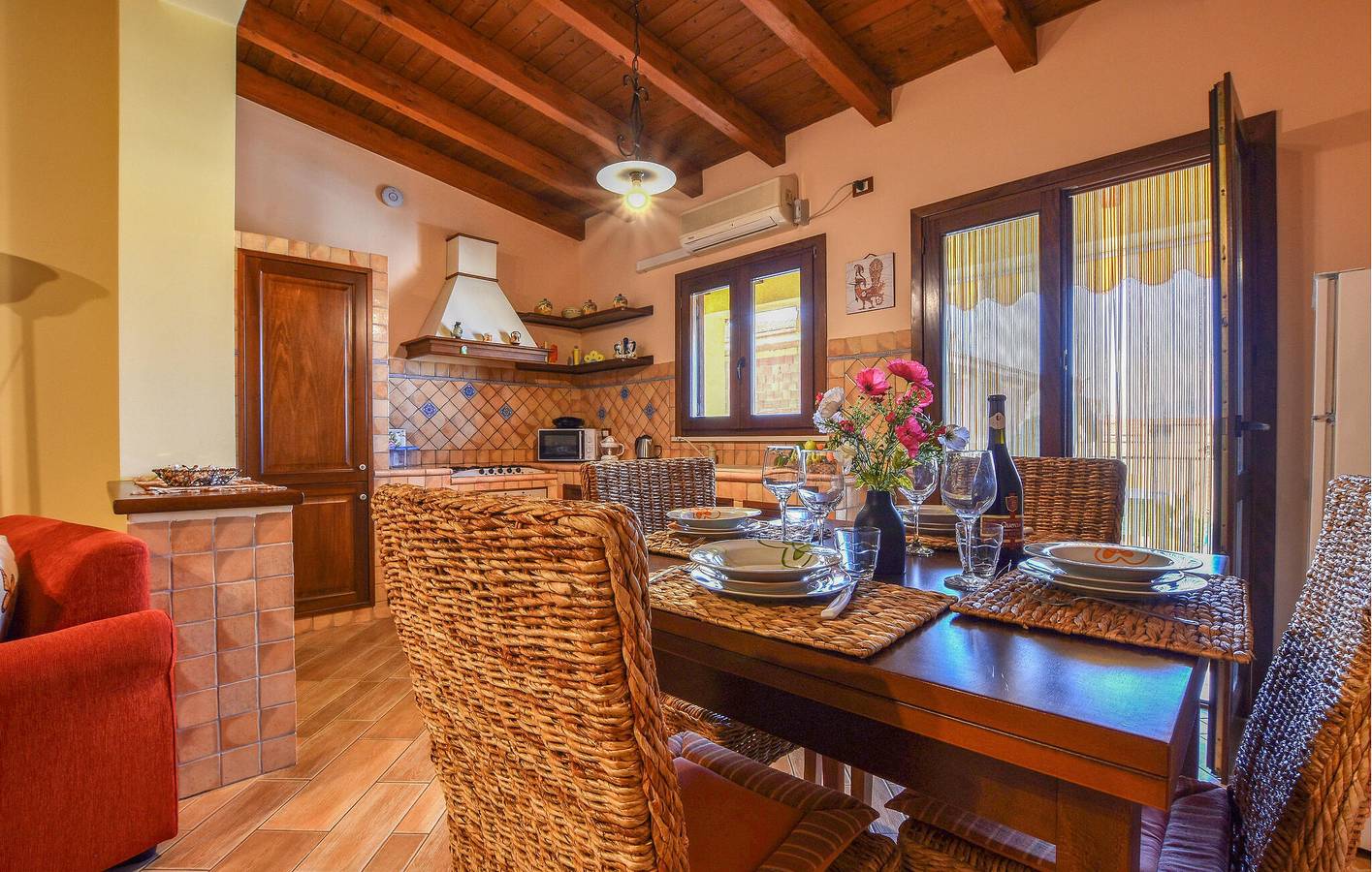 Geheel vakantieappartement, Gezellig appartement van 90 m² met uitzicht op zee, terras en wifi in Trappeto, Provincie Palermo