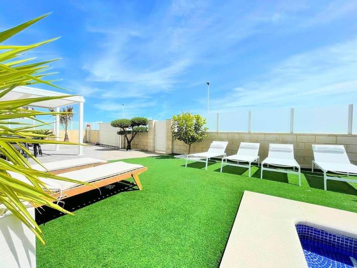 Casa rural para 10 personas, con Terraza además de Jardín y Piscina en Santa Pola - 4