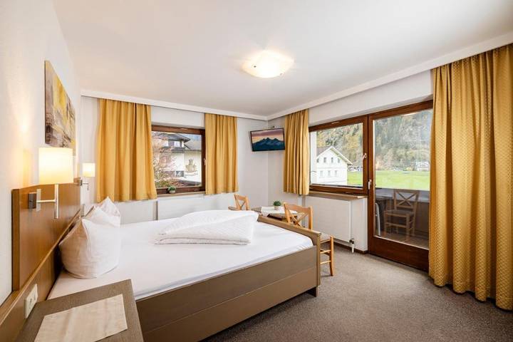 Maison d’hôte pour 2 personnes, avec sauna ainsi que jardin et vue, animaux acceptés à Mayrhofen - 4