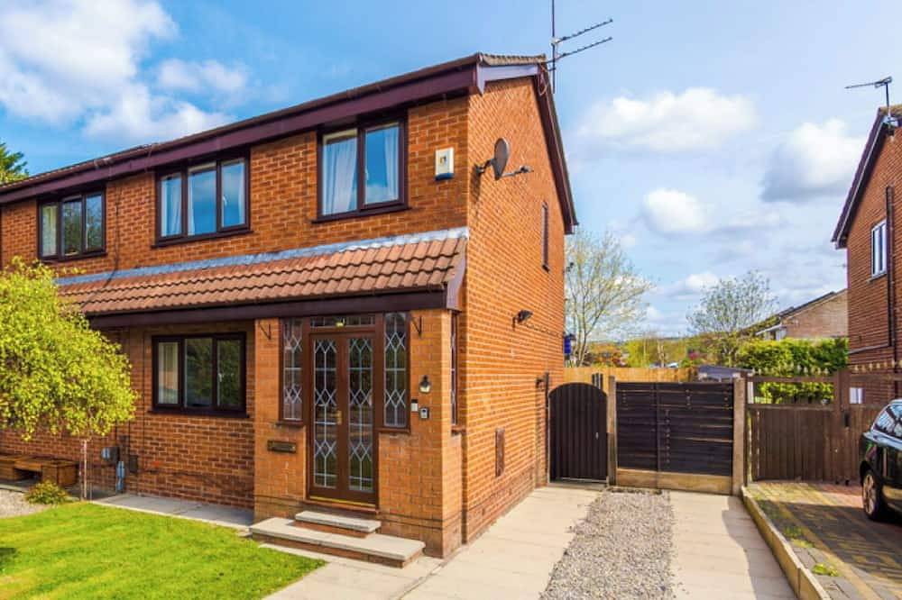 Quiet home: Games room,drive, peaks & Mcr train in Stockport, Gran Mánchester