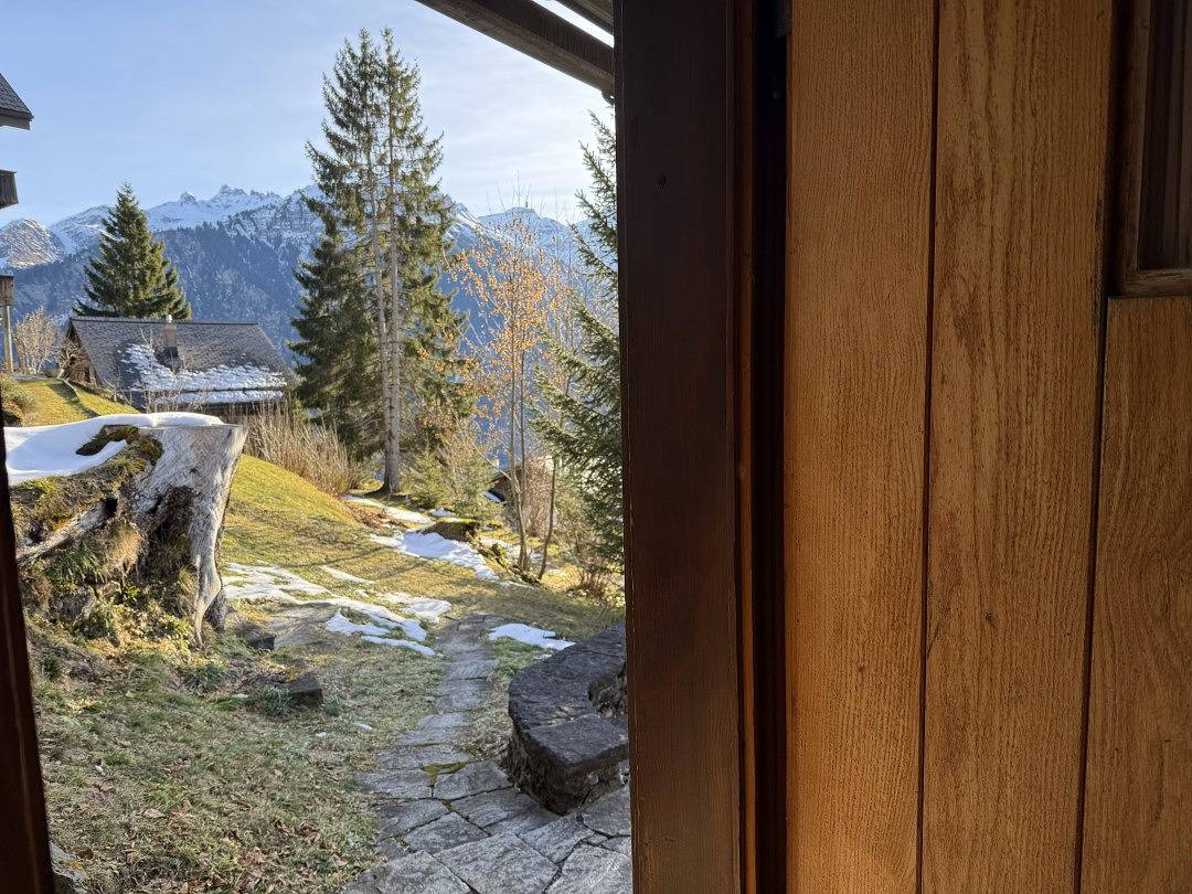 Revier am Waldrand in Glaris Sur, Cantón de Glaris