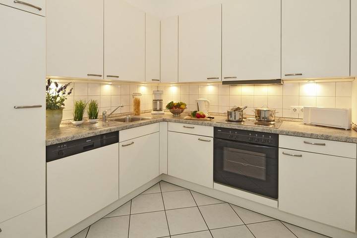 Appartement entier, Residenz Waldhaus, Whg. 05 – 56 m² mit WLAN, Terrasse und nur 200 m zum Strand in Strand Zempin, Zempin