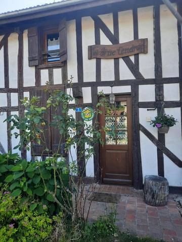 Location de vacances pour 7 personnes, avec jardin à Puellemontier