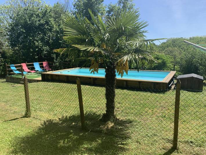 Cottage for 10 people, with pool and garden as well as terrace in Dordogne