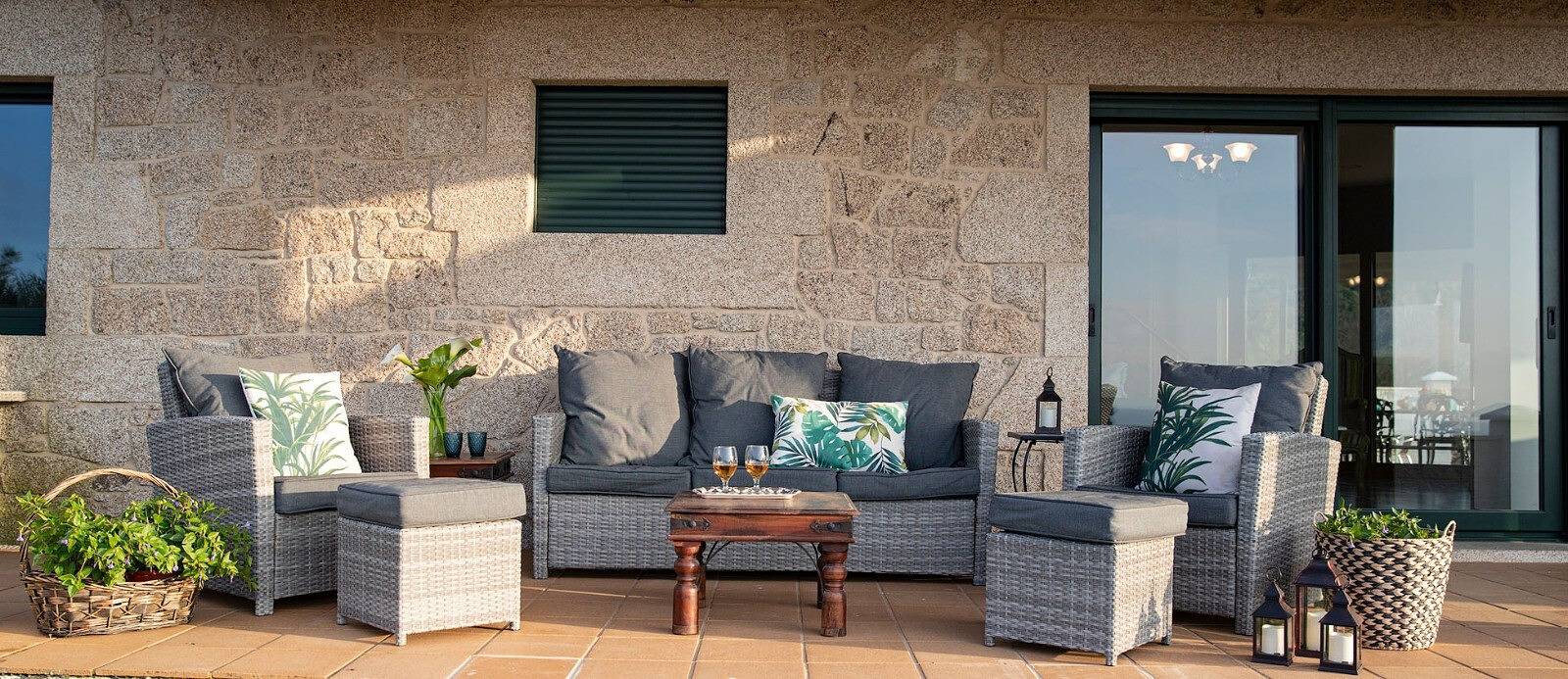 Luxuriöse Einzelvilla Carolina am Meer mit privatem Pool und Garten in Porto do Son, Rías Baixas