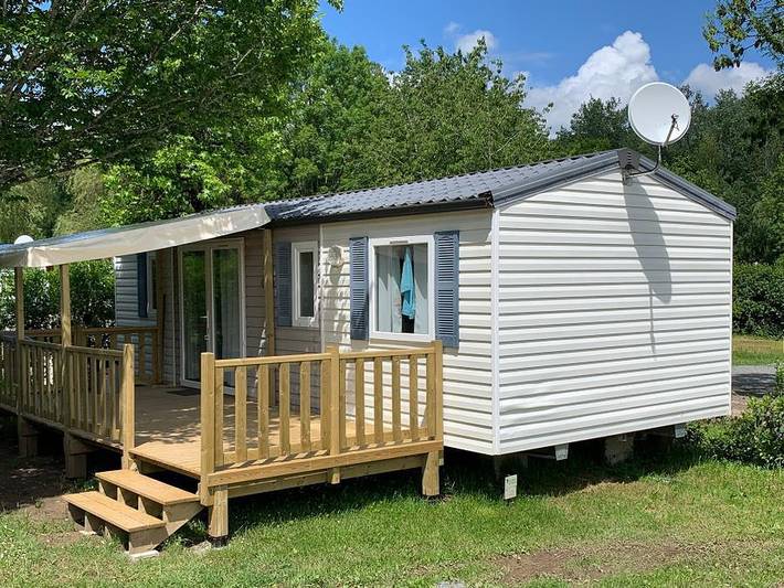 Camping Le Repaire - Mobilheim 6 personen - Mbh 023 - 3 Schlafzimmer in Thiviers, Périgord Vert