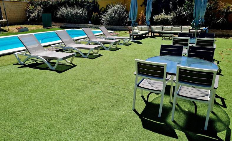 Casa rural para 8 personas, con piscina además de vistas y jardín en Extremadura - 3