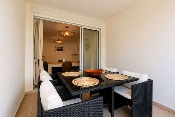 Appartement entier, La Corbeilloise - Ac - Balcon - Parking in Saint-Denis (Réunion), Île de la Réunion