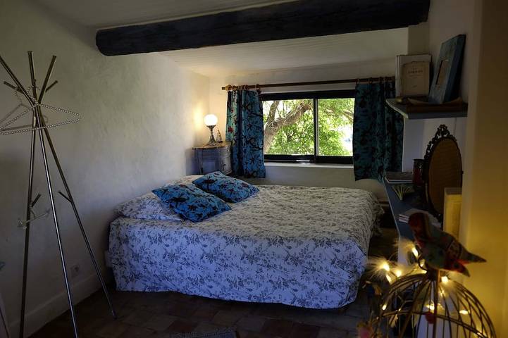 Location de vacances pour 6 personnes, avec jardin et terrasse à Lurs - 4