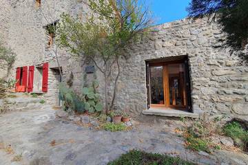 Gîte pour 5 personnes, avec jardin et balcon à Eus
