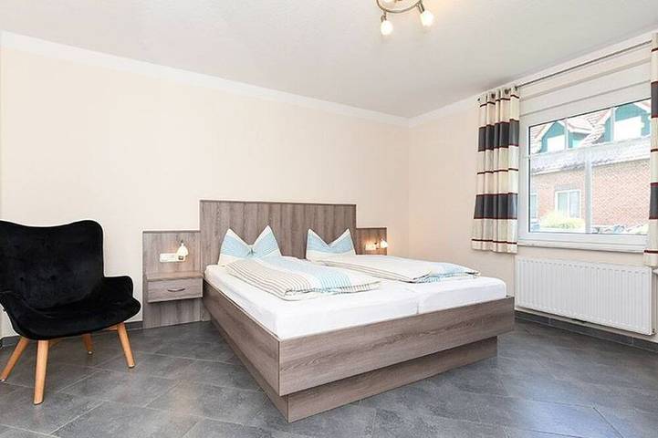 Ferienhaus für 8 Personen, mit Terrasse in Landkreis Wittmund - 2