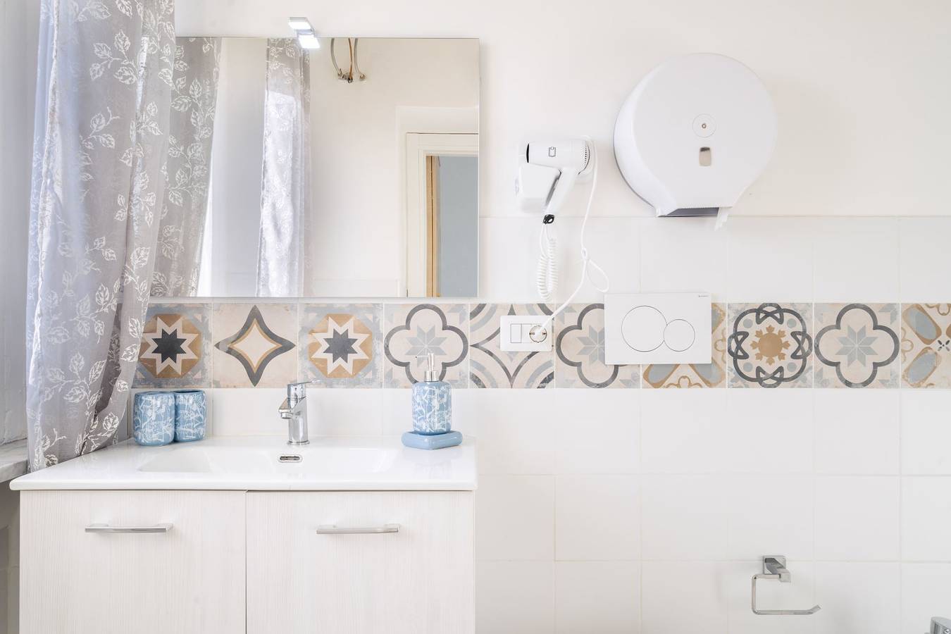 Affittacamere Aiosardegna Al Porto - Camera 3_al_Porto in Cagliari, Campidano