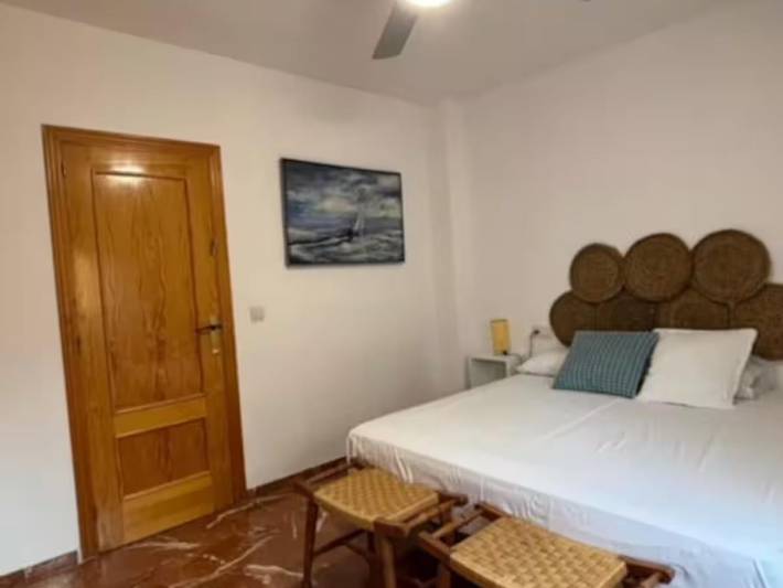 Casa de huéspedes para 11 personas, con terraza en Huétor Santillán