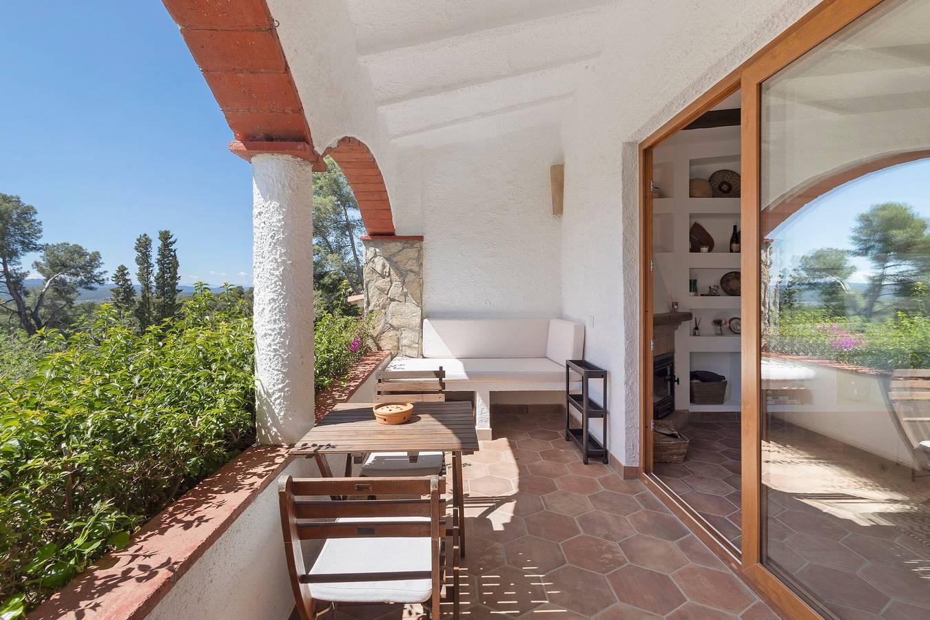Retraite Enchantée en Forêt avec Piscine Privée in els Masos de Pals, Pals
