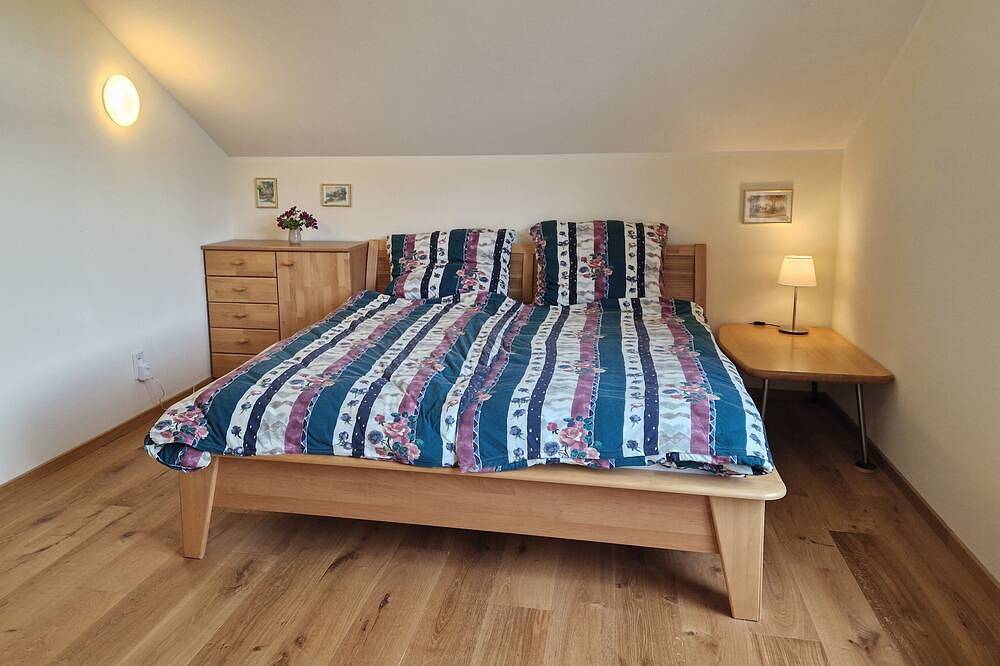 Neues Öko-Gästehaus zum Wohlfühlen für Großfamilien oder Gruppen. \nnaturnah! in Witzenhausen, Werra-Meißner-Kreis