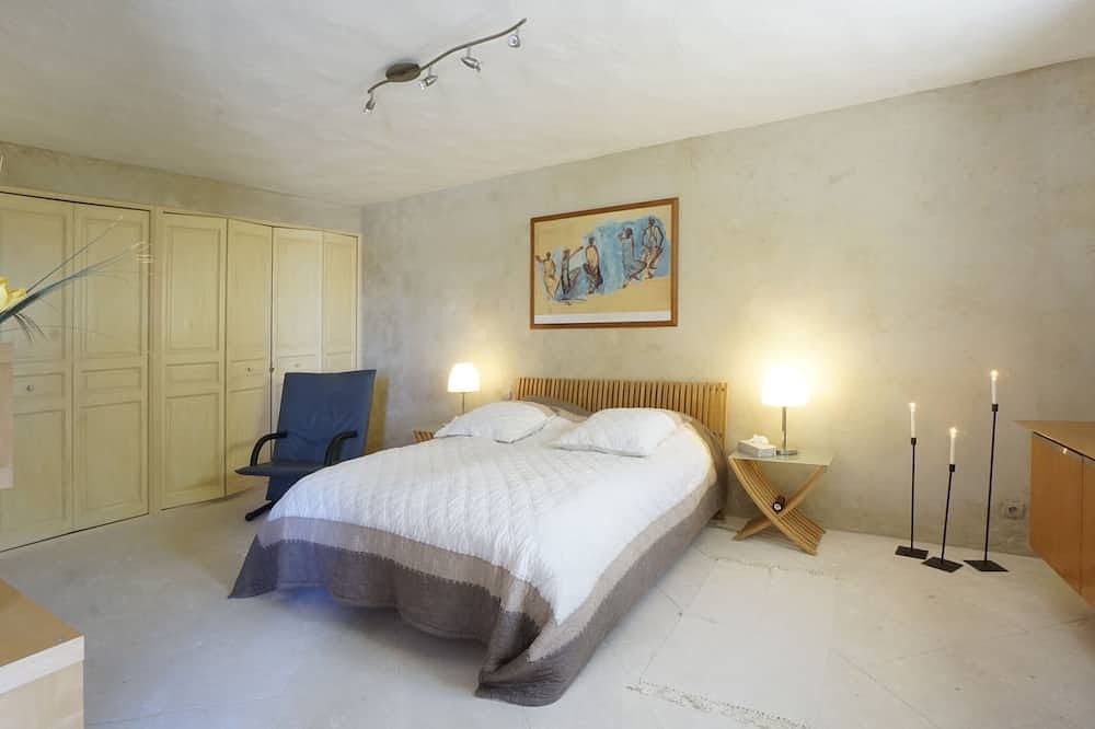 Atemberaubendes Anwesen mit herrlichem Blick, Schlafmöglichkeiten für 6-10 in Les Baux-de-Provence, Arles und Umgebung