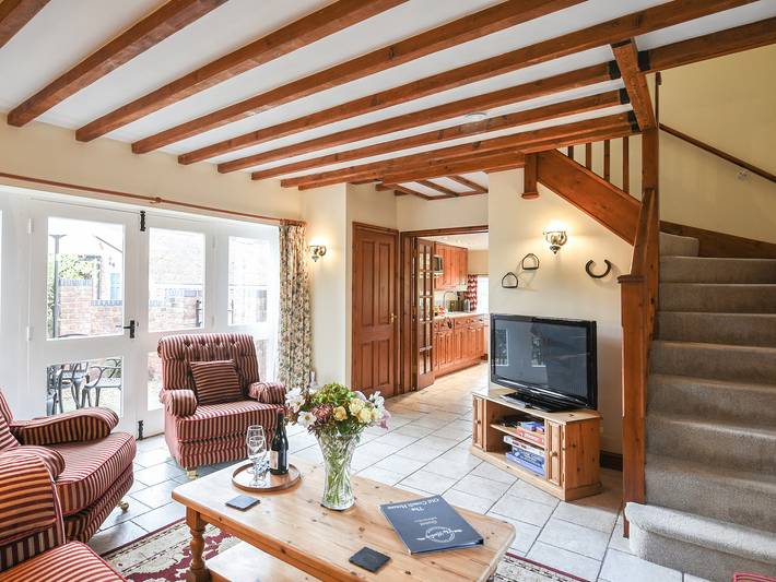 Log cabin for 4 people, with garden in Shrewsbury