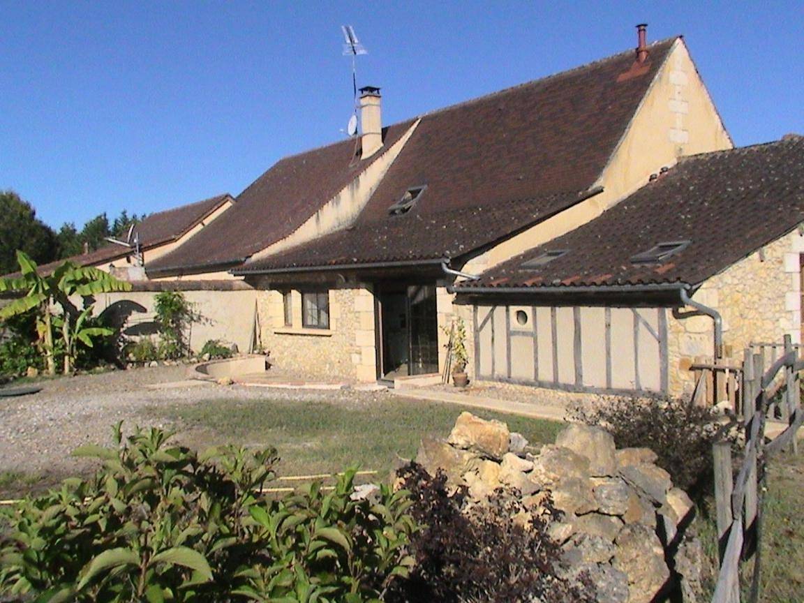 Three-Bedroom House in Bosset, Périgord Pourpre