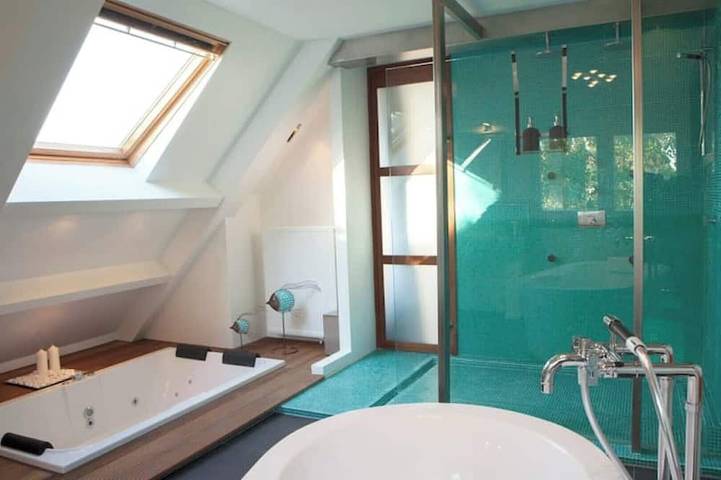 B&B in der Nähe von Amsterdam mit Jacuzzi, Poolbillard und Frühstück in Abcoude, Groene Hart