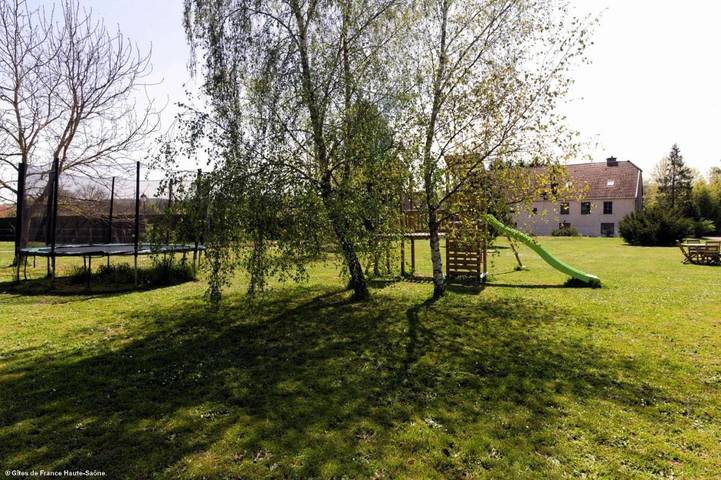 Chambre d’hôte pour 4 personnes, avec jardin, animaux acceptés à Ray-sur-Saône - 3