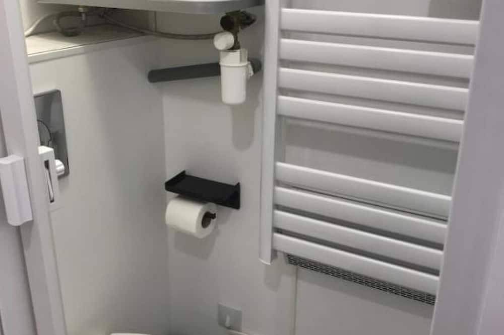 Appartement entier, 6 Next To Paris in Montreuil, Seine-Saint-Denis