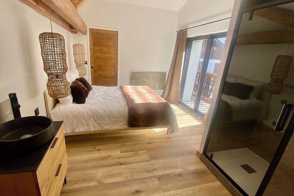 Chalet Mauricette- fully renovated in La Plagne, Ideal for Families in La Plagne-Tarentaise, Savoie