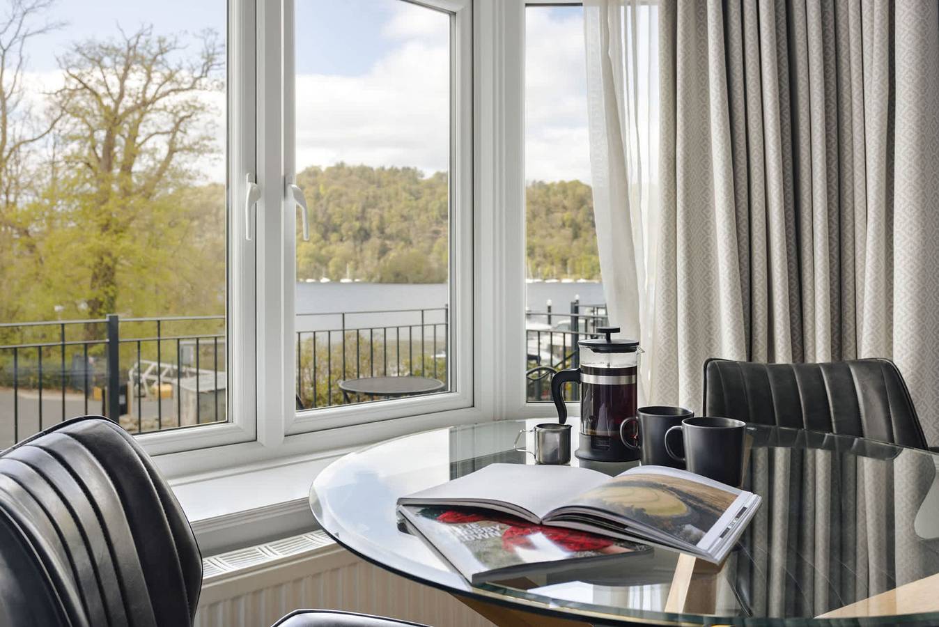 Entire apartment, Lakeside Studio   Ridgestone in Bowness-on-Windermere, Lake District