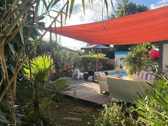 Villa per 10 persone, con Balcone e Terrazza nonché Giardino e Piscina a Arès